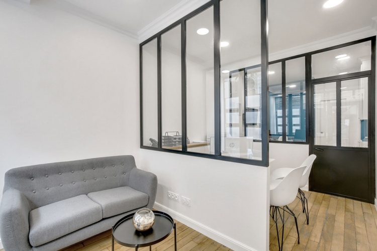 Transformation d’une boutique en agence immobilière