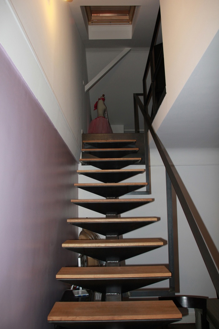 Amnagement de combles dans un immeuble d'habitation : Escalier cr