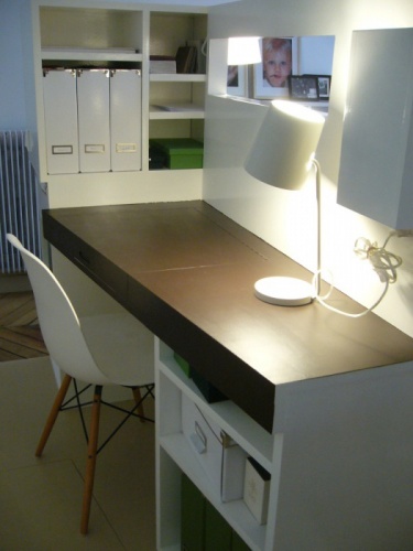 Chambre / bureau contemporains dans appartement classique